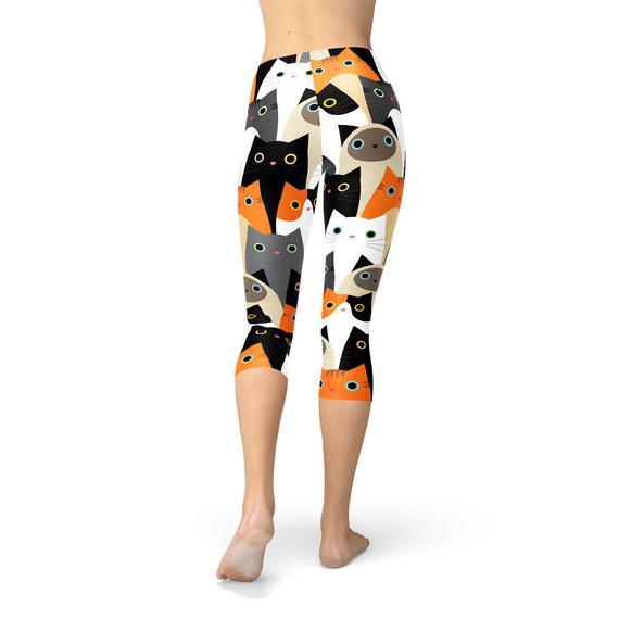 Women’s All-Over Print Cats Capri Leggings – Purrfection in Motion